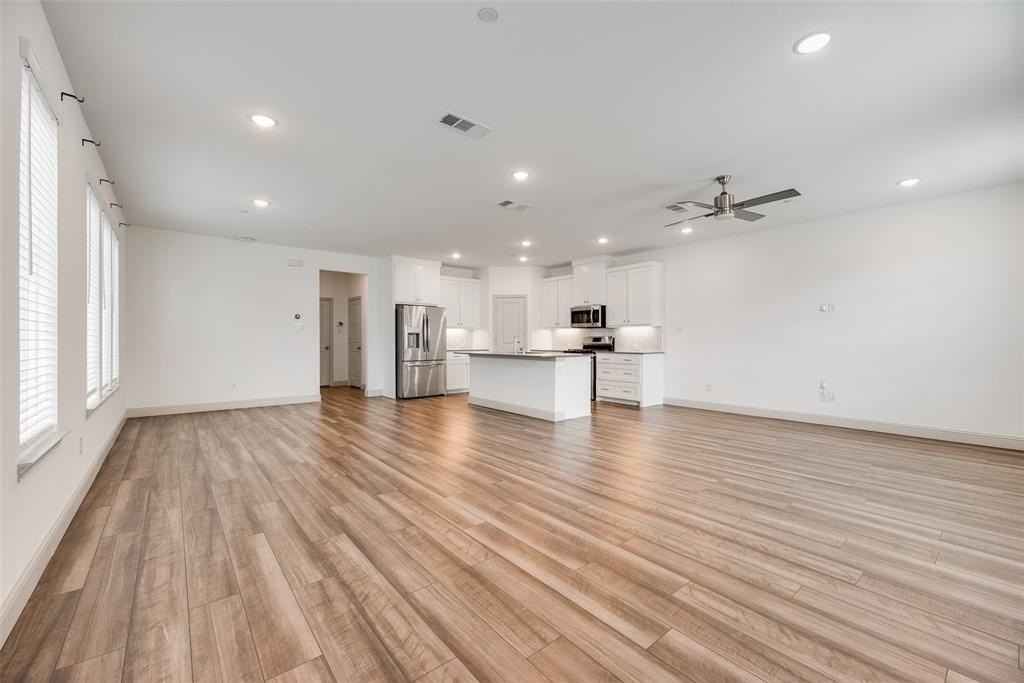 9005 Phoebe Rd - Photo 5 of 23