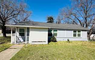 featured image of 4801 Stephanie Dr