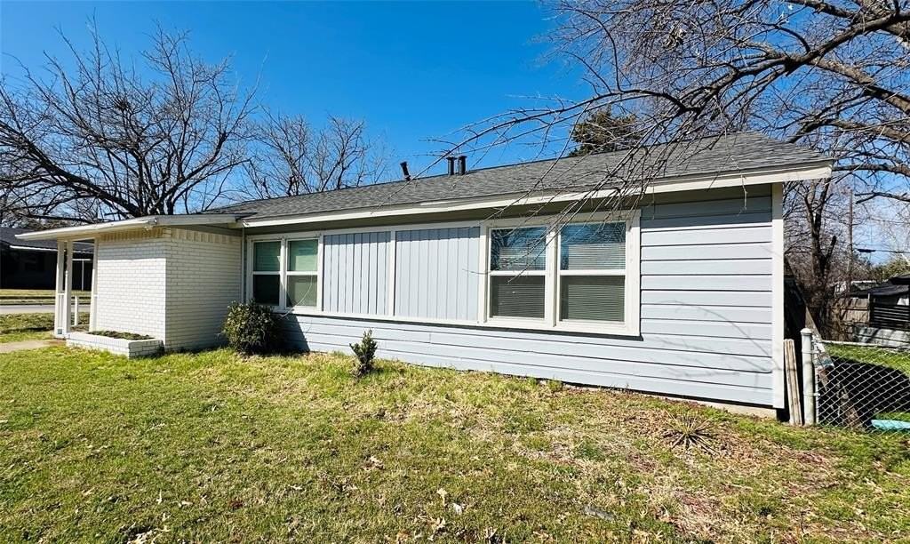 4801 Stephanie Dr - Photo 3 of 34