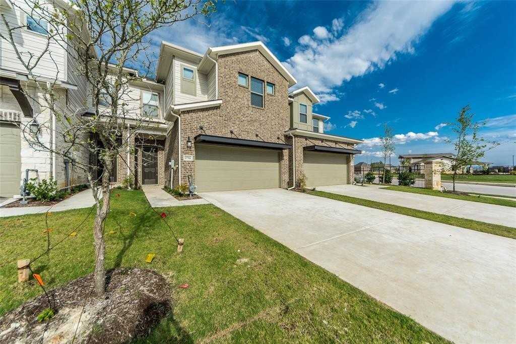 17704 Agave Ln - Photo 3 of 31