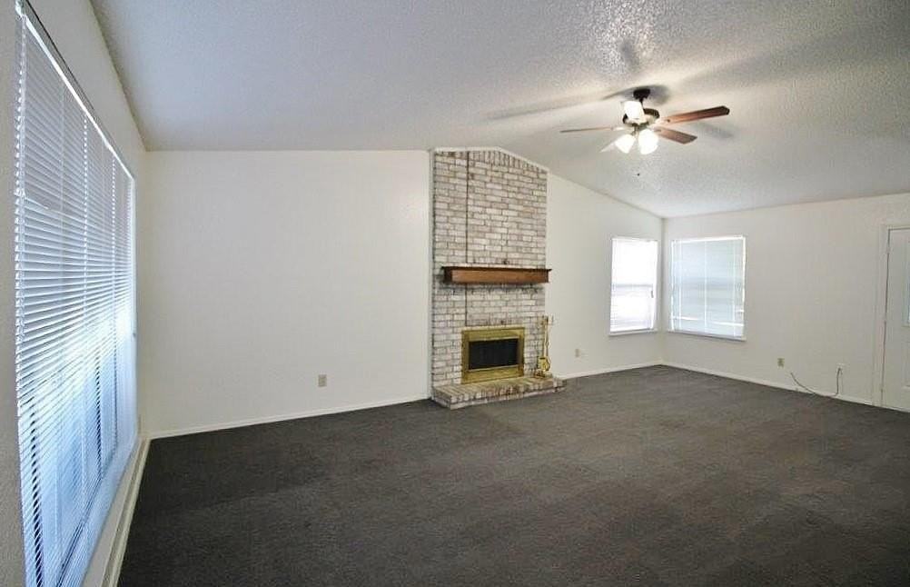 1019 Cedar Run Dr - Photo 2 of 18