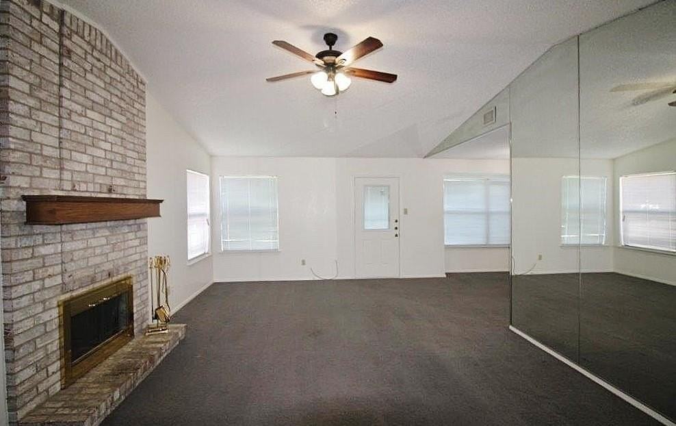 1019 Cedar Run Dr - Photo 3 of 18