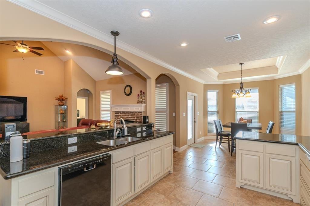 152 Sterling Ridge Dr - Photo 7 of 28