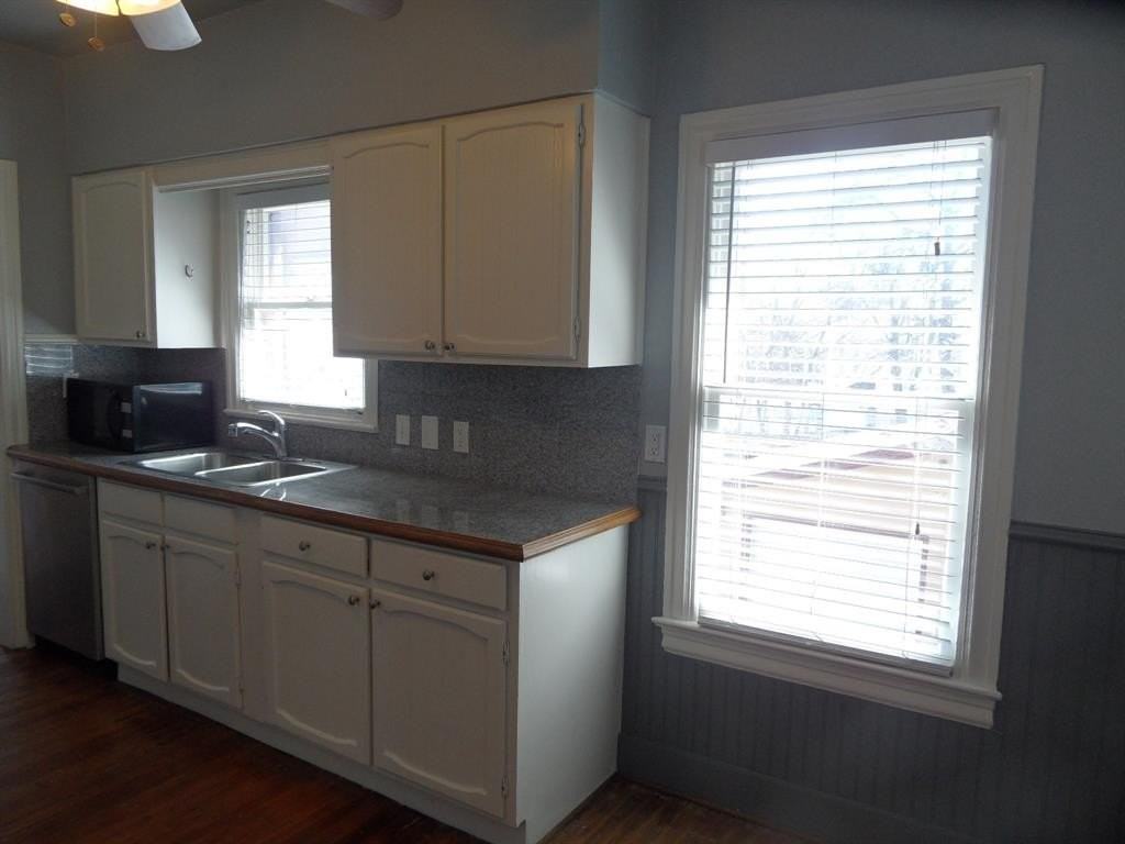 6032 Lewis St - Photo 7 of 19