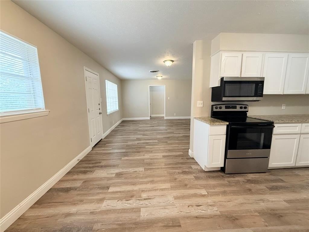 4075 Old Bonham Rd - Photo 3 of 20