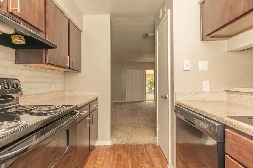 6897 Meadow Rd - Photo 4 of 13