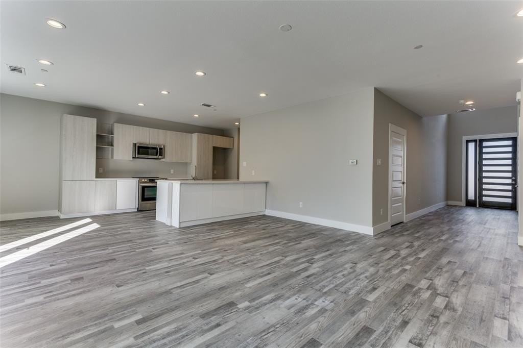 3017 Mayeda Cir - Photo 7 of 8