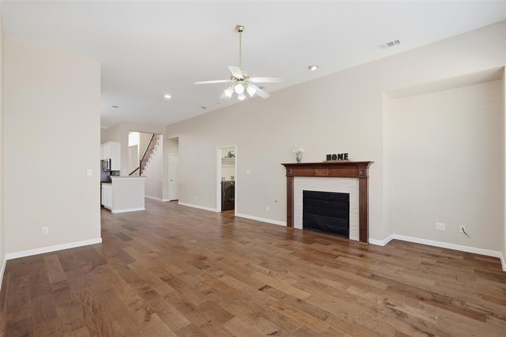 4077 Truman Dr - Photo 2 of 39