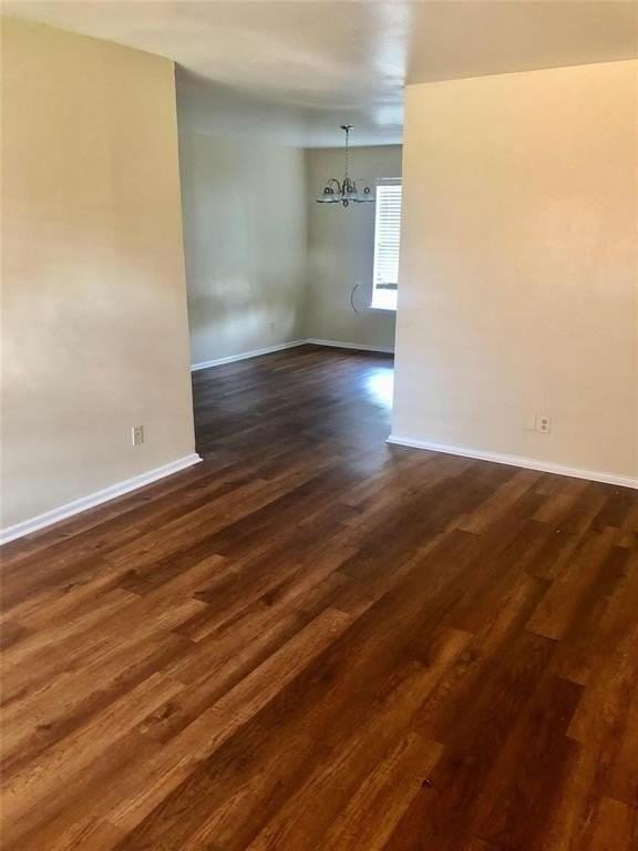 2709 Highwood Dr - Photo 2 of 10