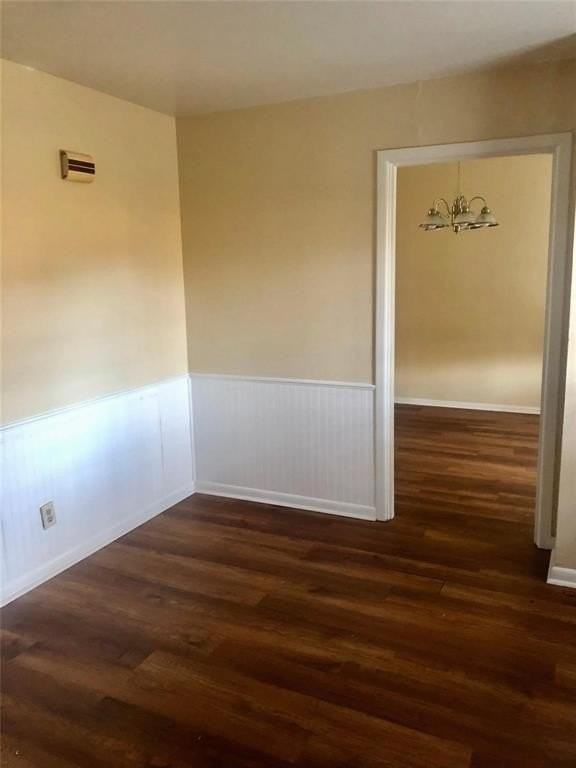 2709 Highwood Dr - Photo 5 of 10