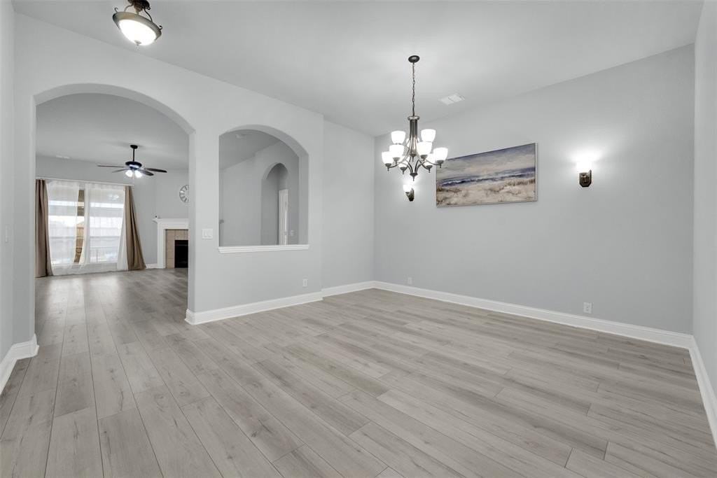 2617 Tinsley Dr - Photo 7 of 32