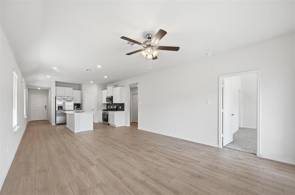 1315 Hopes Lake Dr - Photo 2 of 20