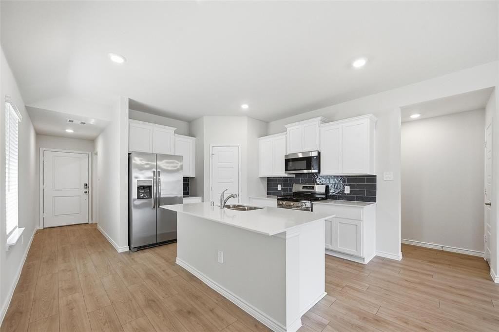 1315 Hopes Lake Dr - Photo 4 of 20