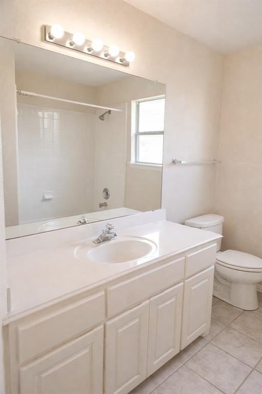 1722 Turnberry Ln - Photo 7 of 16