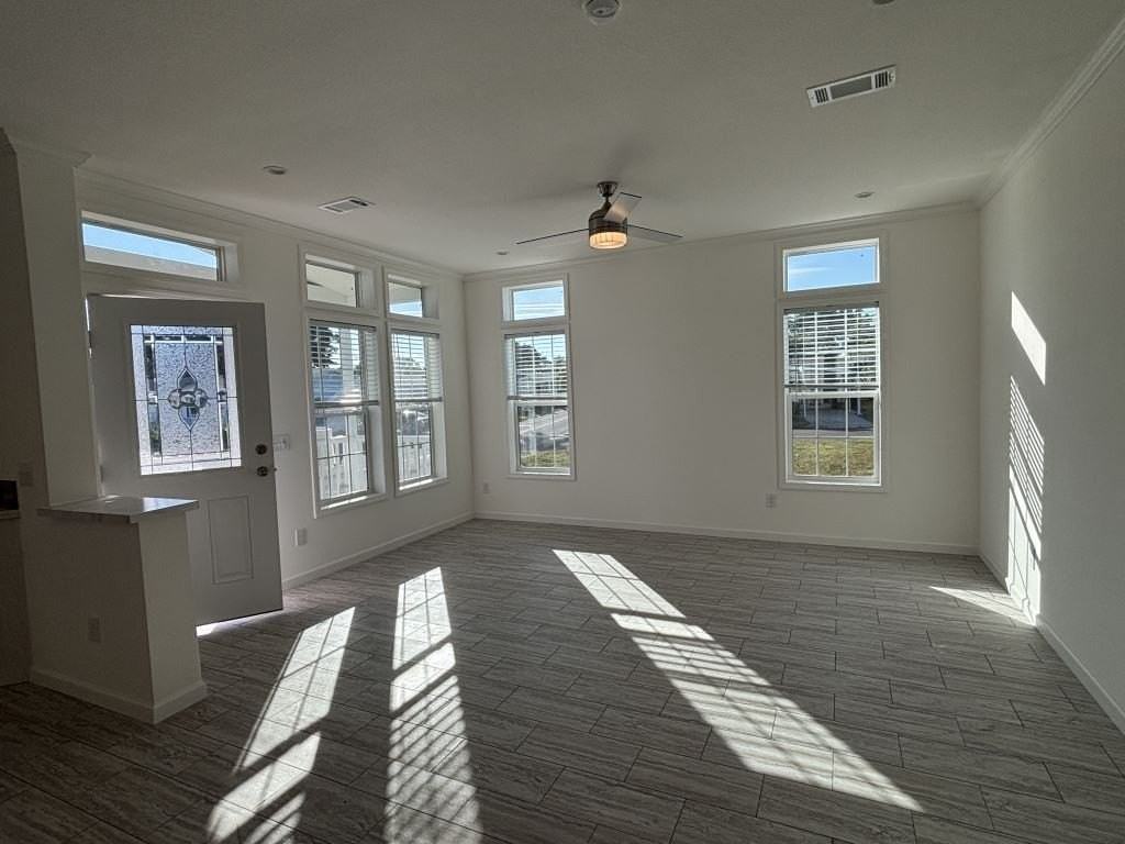 557 Bimini Cay Cir #557 - Photo 2 of 22