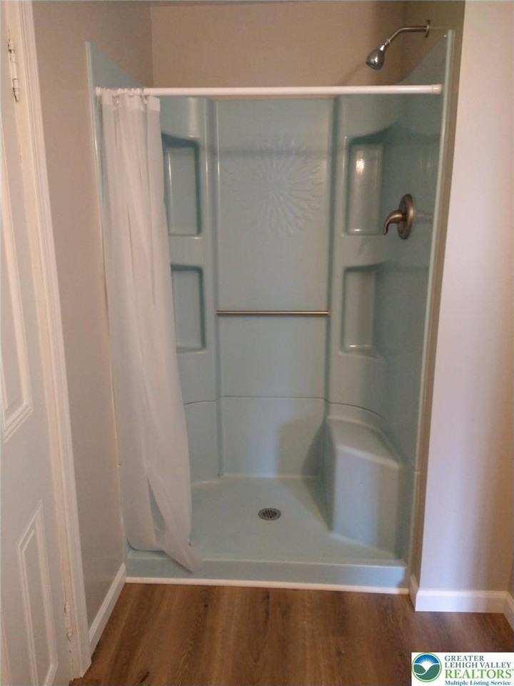 33 N Hellertown Ave ##A - Photo 7 of 17