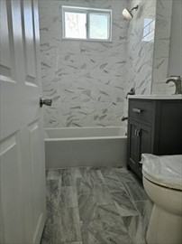 9 Victoria St Unit 1 - Photo 2 of 5