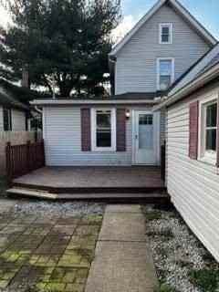 32 8th SW St - Photo 2 of 11