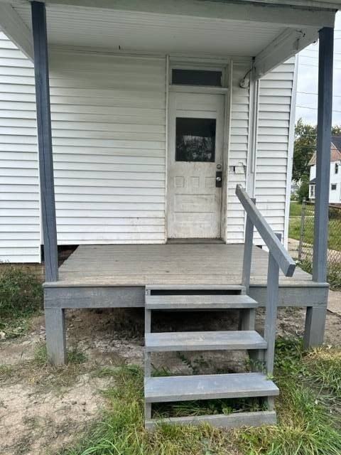 340 S Lincoln Ave - Photo 2 of 12