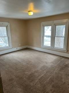 1140 Meadow Ave - Photo 3 of 7