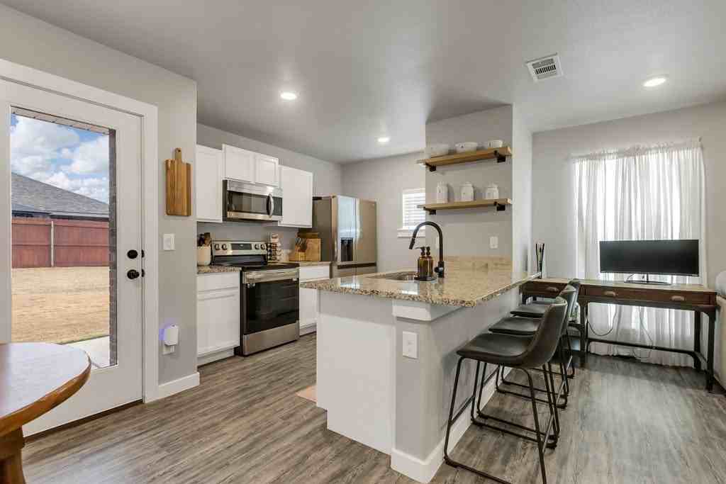 2 Maverick Dr - Photo 7 of 17