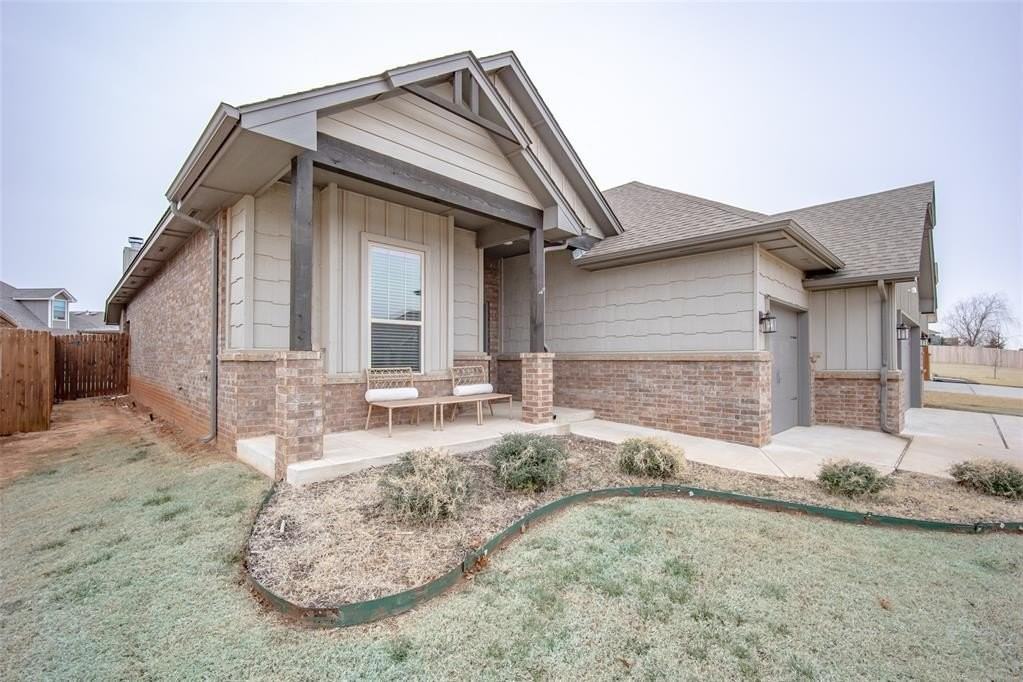 18644 Groveton Blvd - Photo 4 of 37