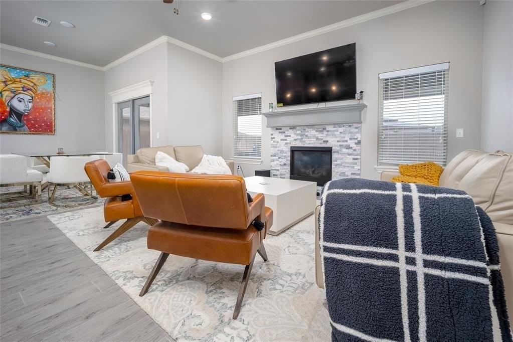 18644 Groveton Blvd - Photo 6 of 37