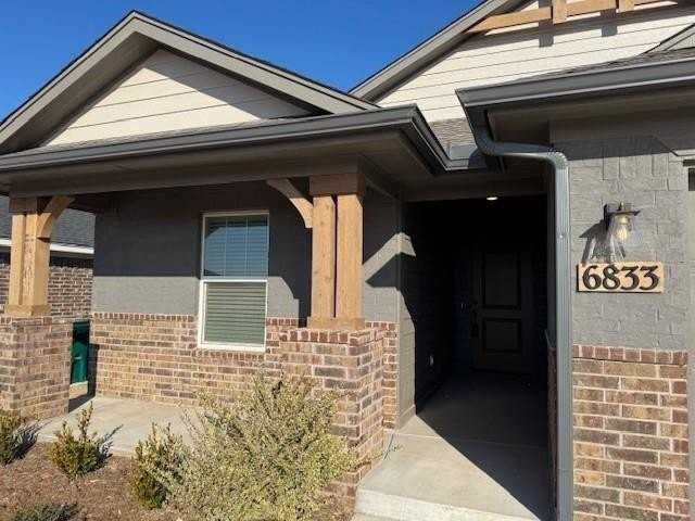 6833 Se 84th St - Photo 2 of 30