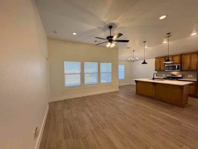 6833 Se 84th St - Photo 4 of 30