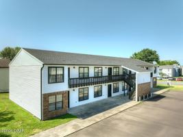 featured image of 1007 S Saint Louis Ave Apt 4b