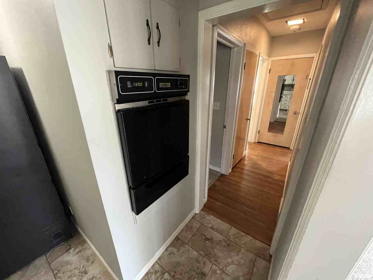 2626 W Heading Ave - Photo 5 of 27