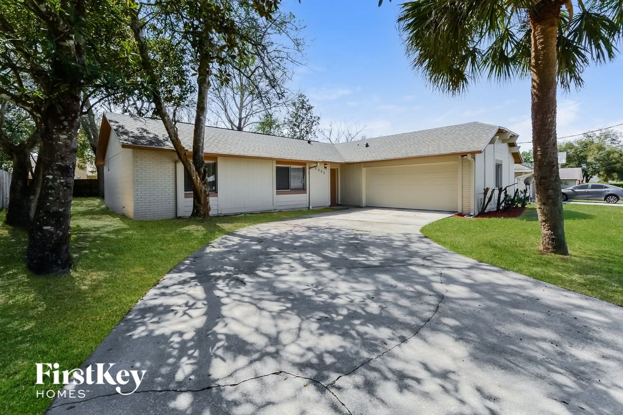 2005 N Parkton Dr - Photo 2 of 15