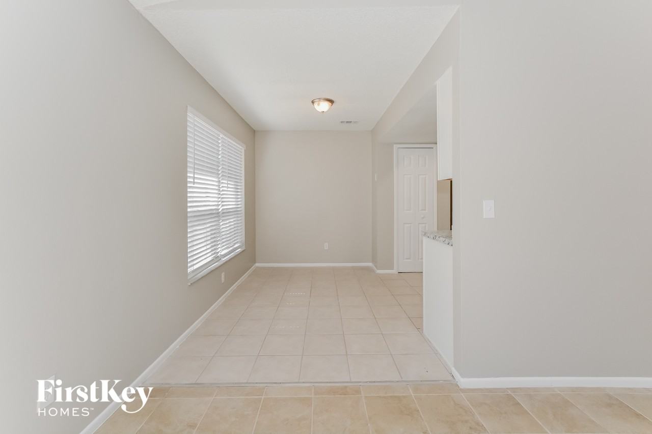 2005 N Parkton Dr - Photo 6 of 15