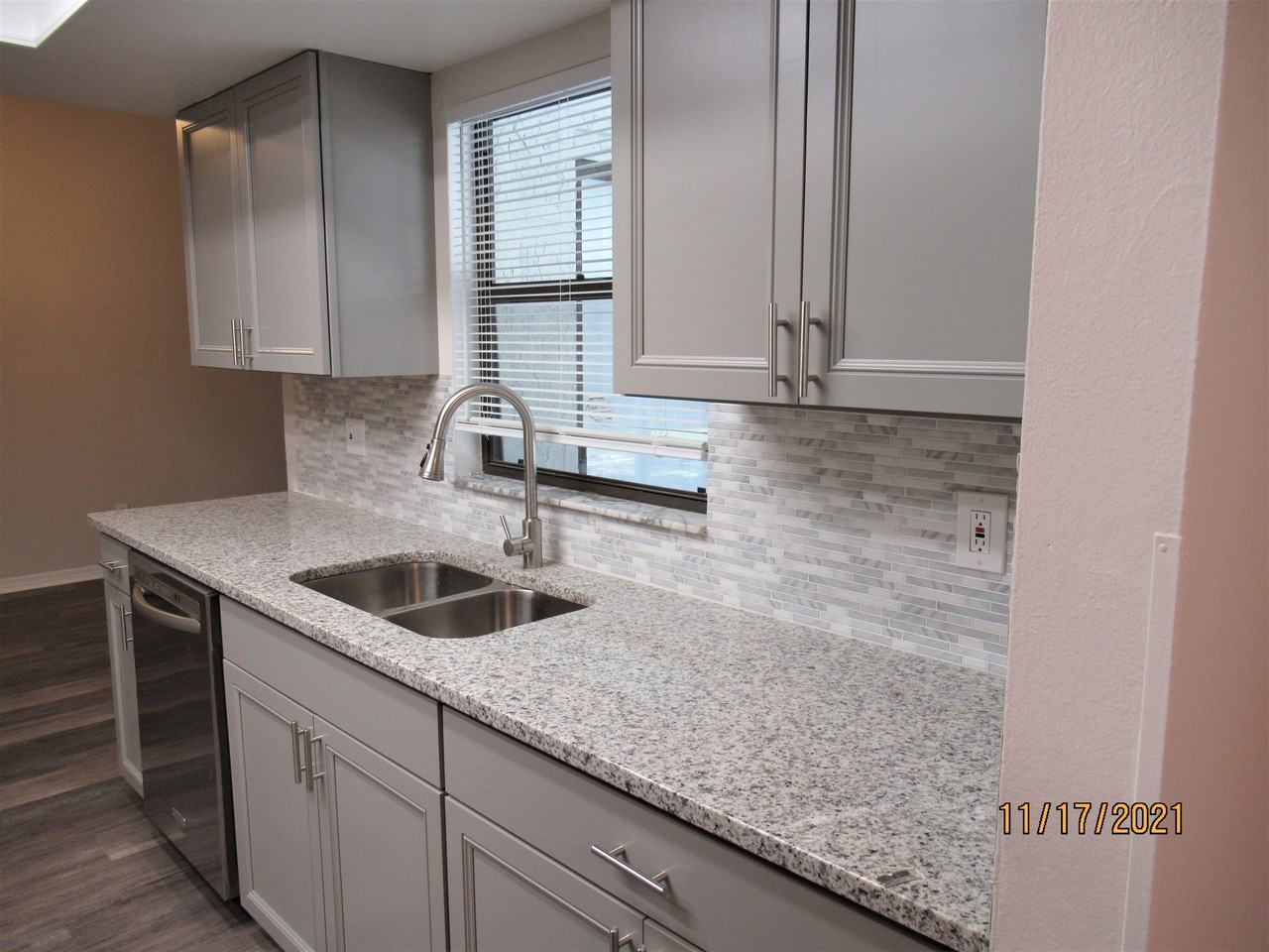 631 Sandy Creek Dr - Photo 6 of 21