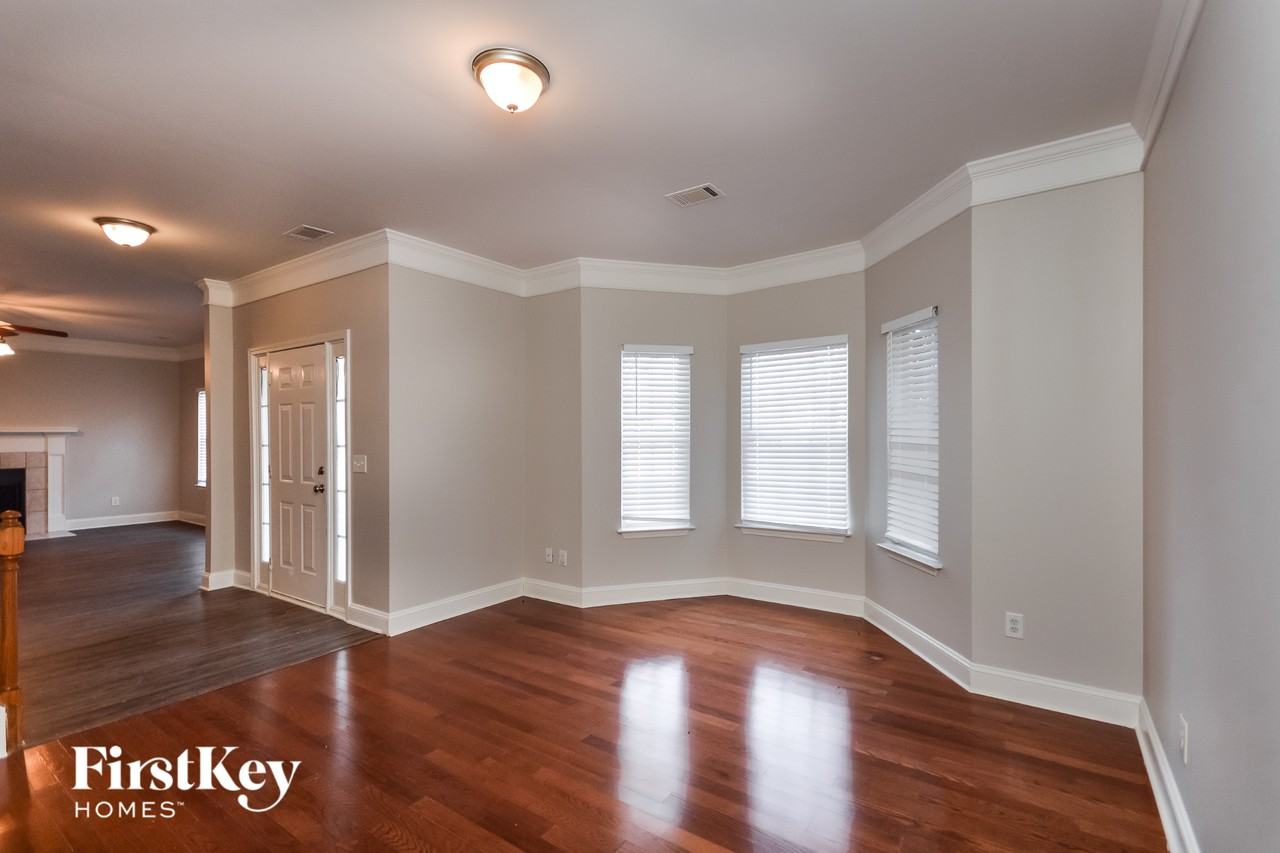 4611 River Rd - Photo 7 of 15