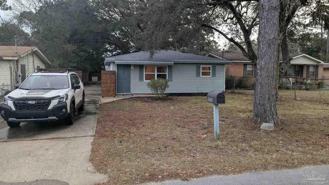 1010 Hawthorn Dr - Photo 1 of 1