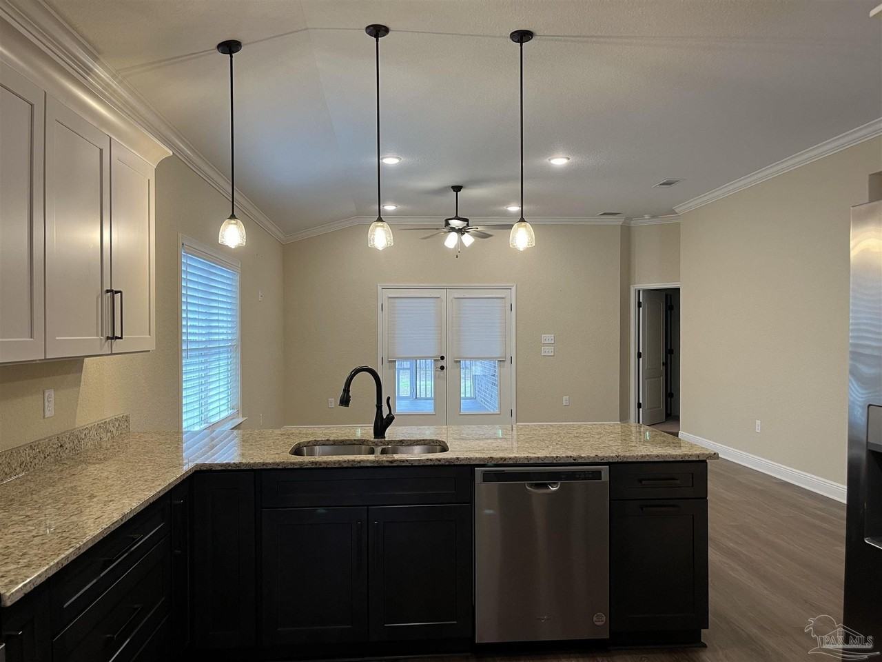 12521 Lillian Hwy - Photo 2 of 17