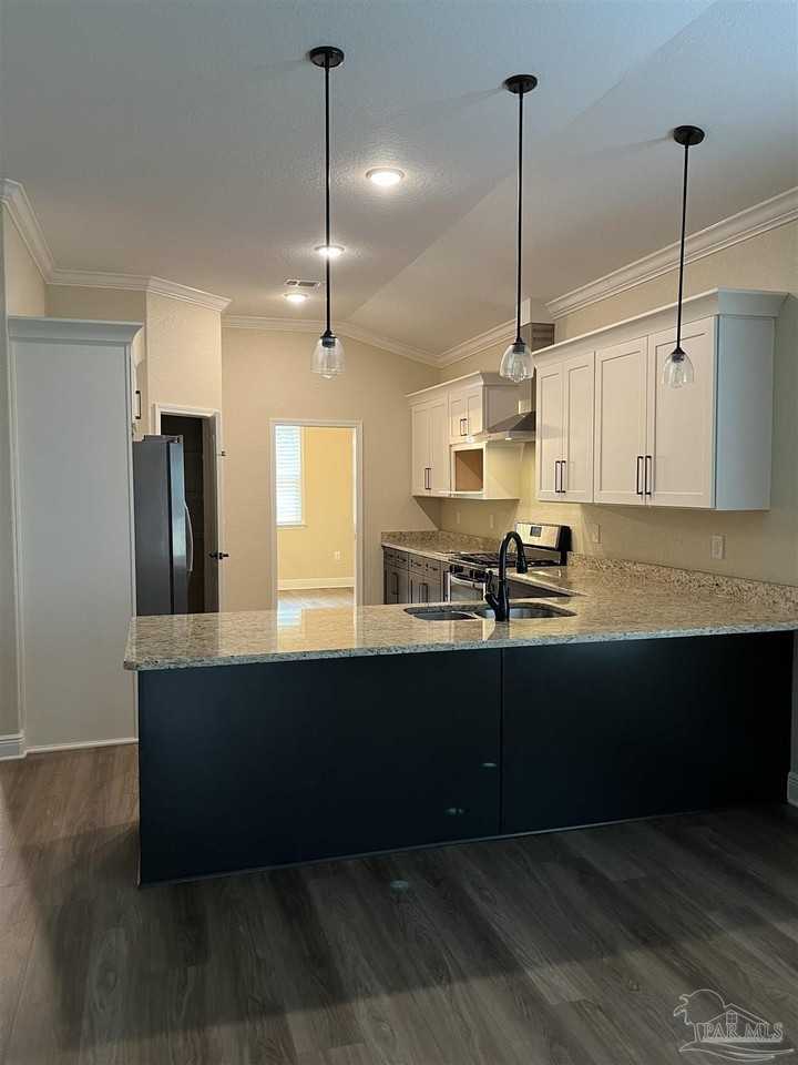 12521 Lillian Hwy - Photo 4 of 17