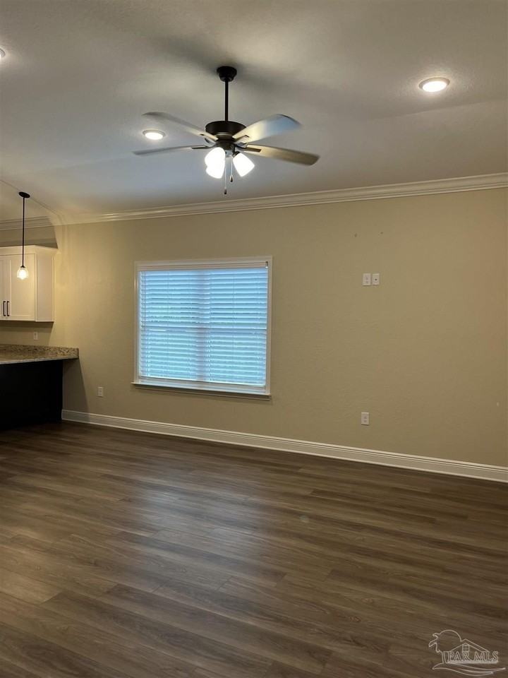 12521 Lillian Hwy - Photo 5 of 17