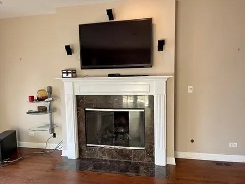 1914 S Morgan St - Photo 3 of 19