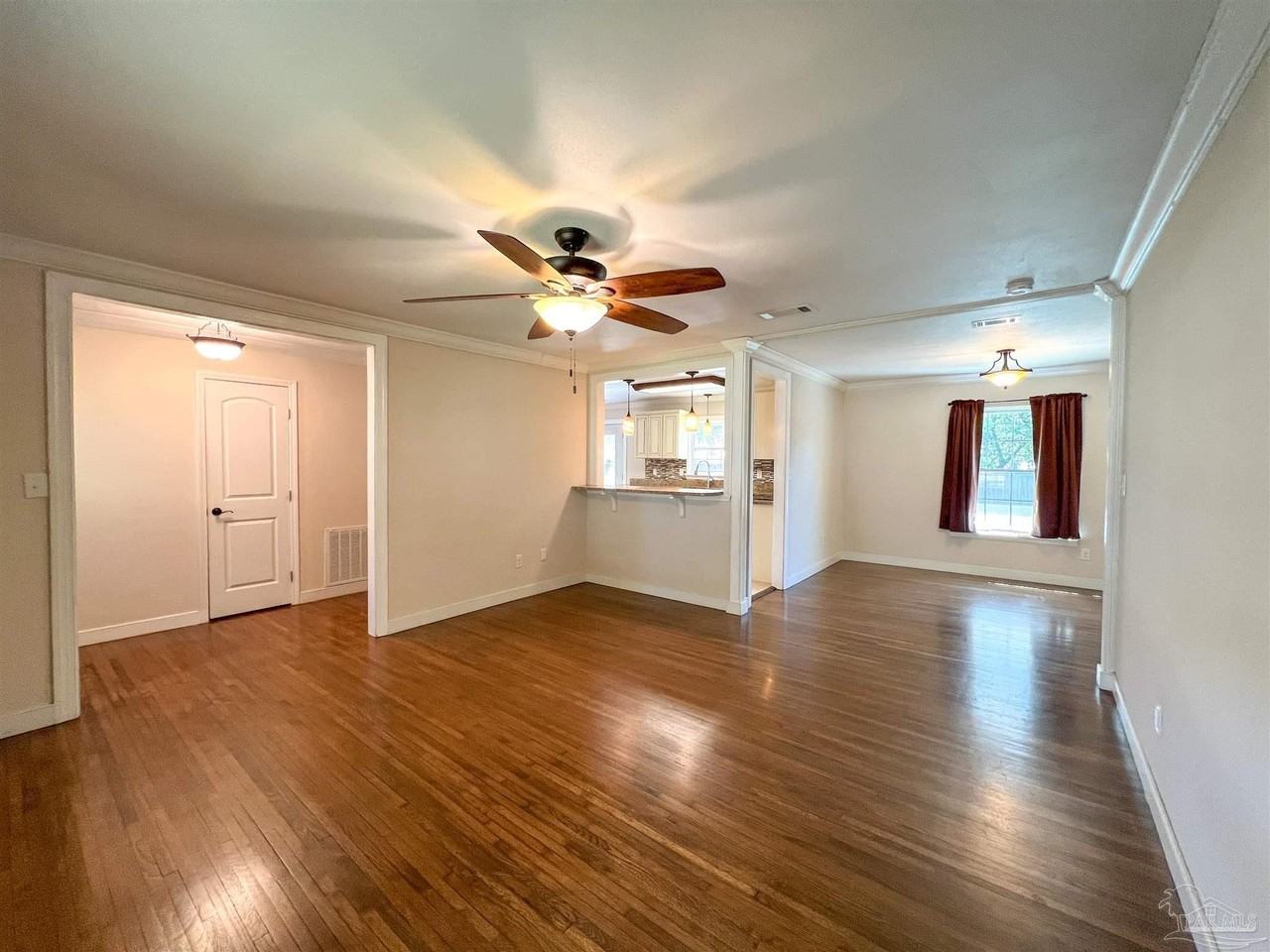 11 Gunn Cir - Photo 5 of 30