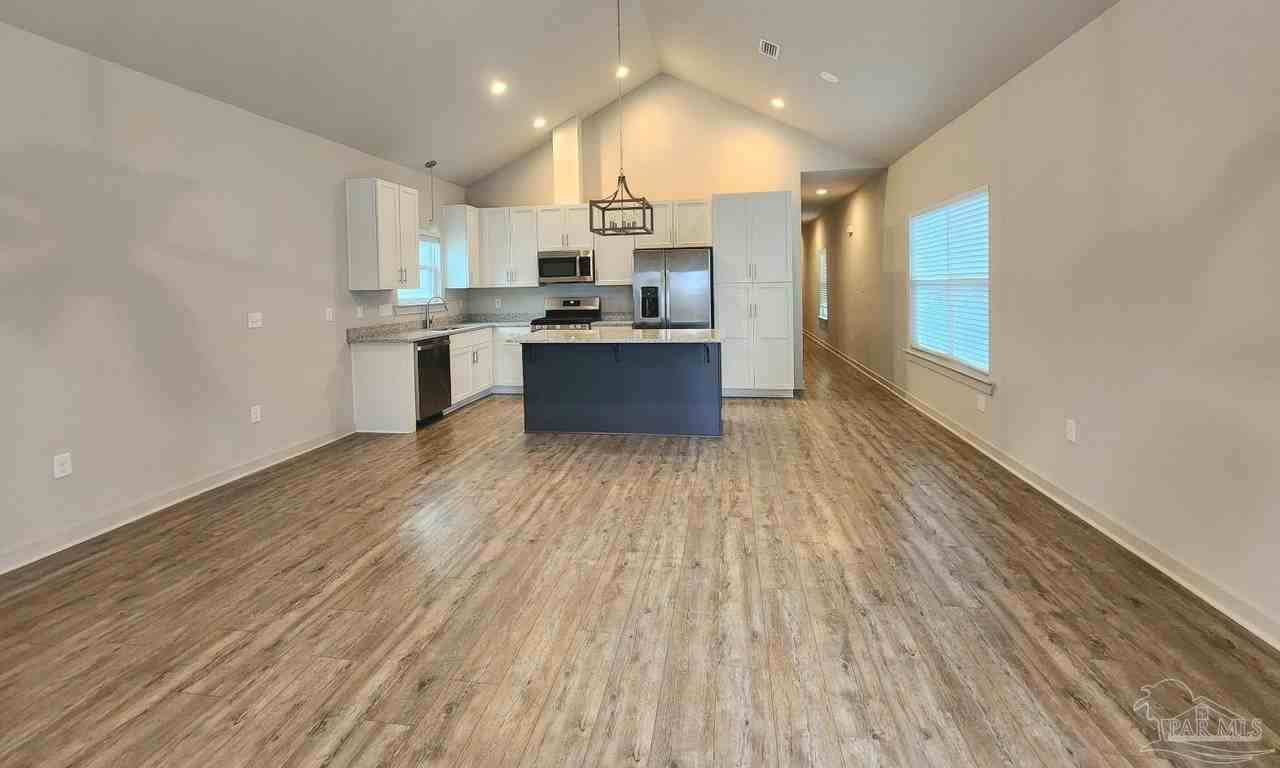 106 S G St - Photo 7 of 22