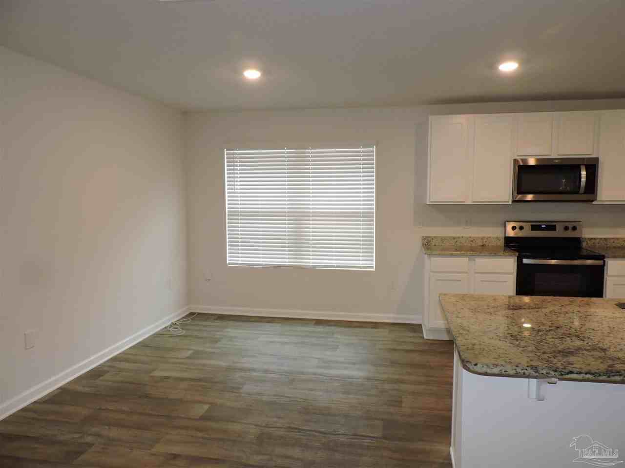 3902 James Stovall St - Photo 7 of 32