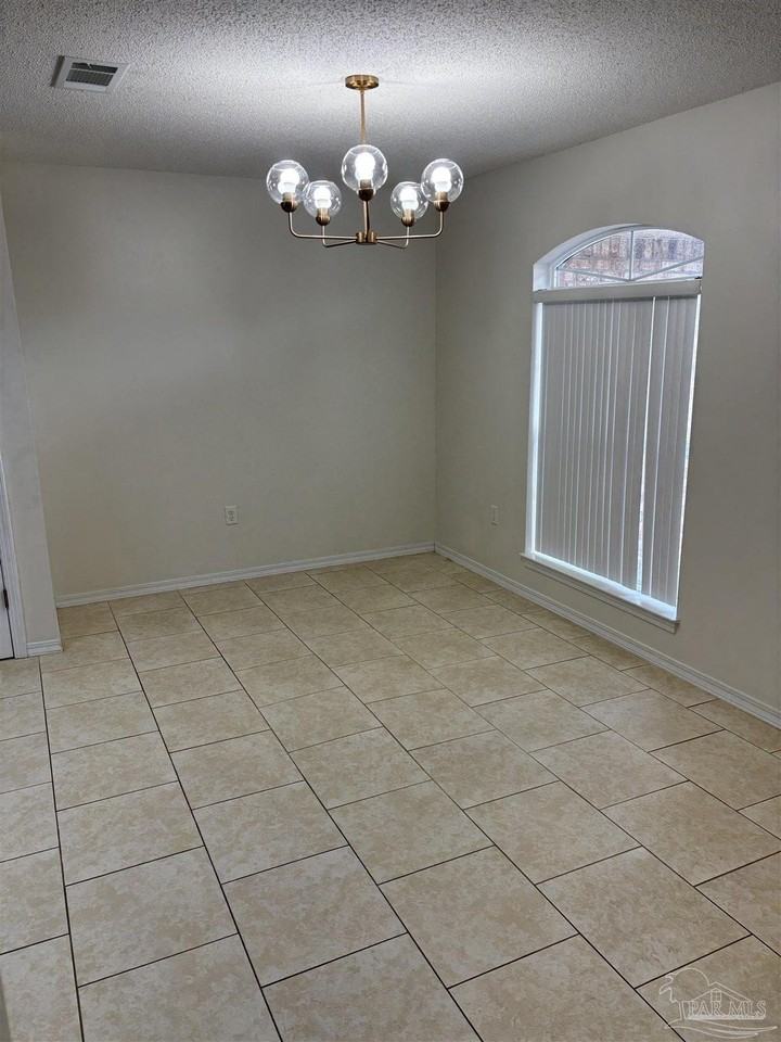 5687 Sweet Birch Ln - Photo 2 of 23