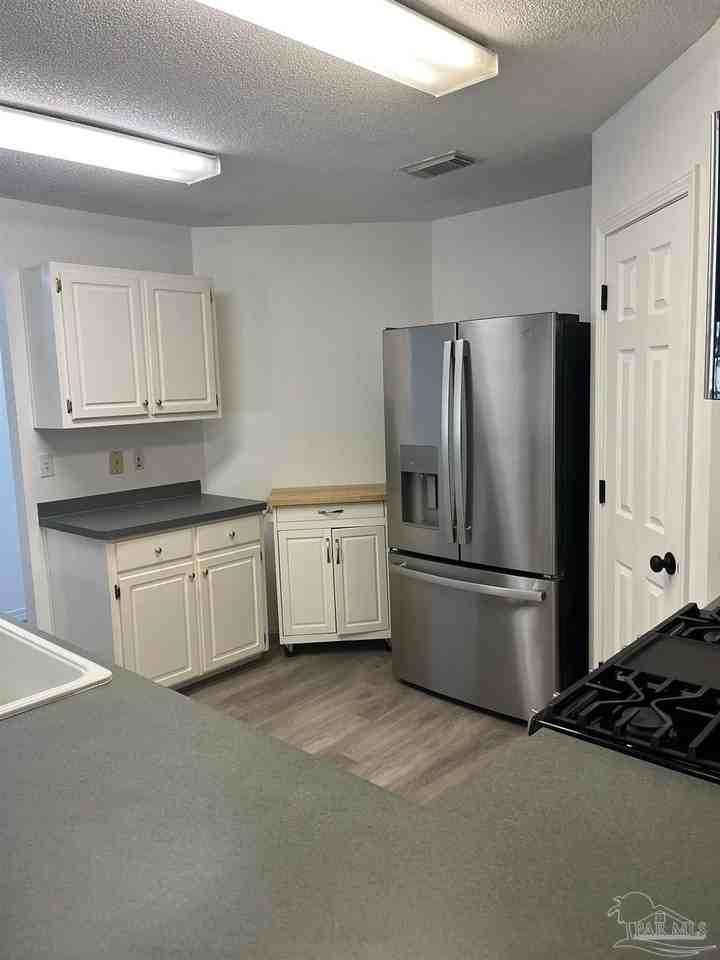 3154 Seafarers Way - Photo 7 of 20