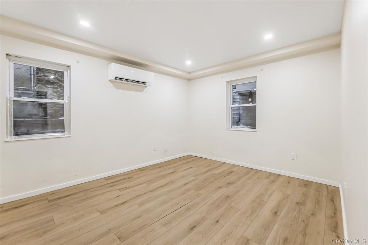 604 Yonkers Ave - Photo 7 of 7