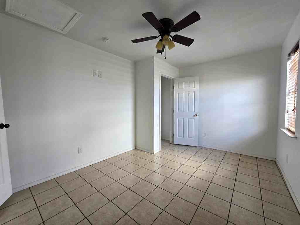 100 N Tilden St - Photo 7 of 13