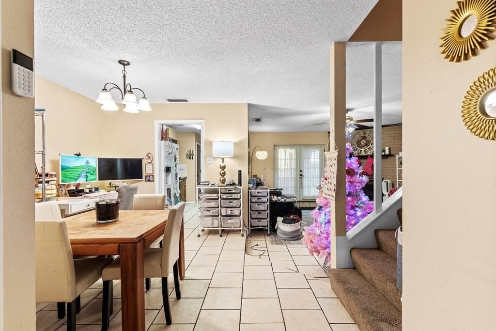 3208 Elma Dr - Photo 5 of 22