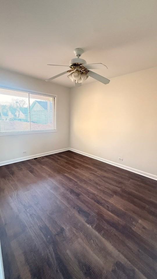 604 Bayview Pt - Photo 6 of 17