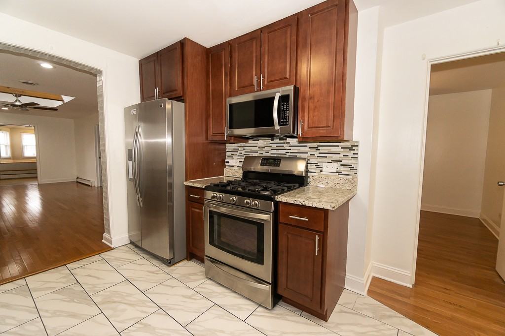 4600 Warsaw Ave - Photo 7 of 18